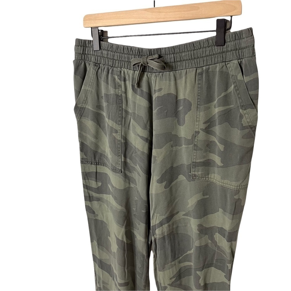 Splendid Camo Jogger Pants Size Large Relaxed Fit High Waist Green - Picture 4 of 9